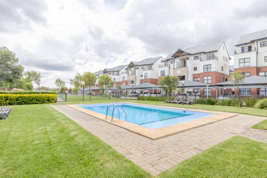 2 Bedroom Property for Sale in Greenstone Hill Gauteng