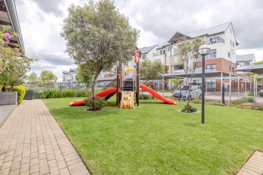 2 Bedroom Property for Sale in Greenstone Hill Gauteng