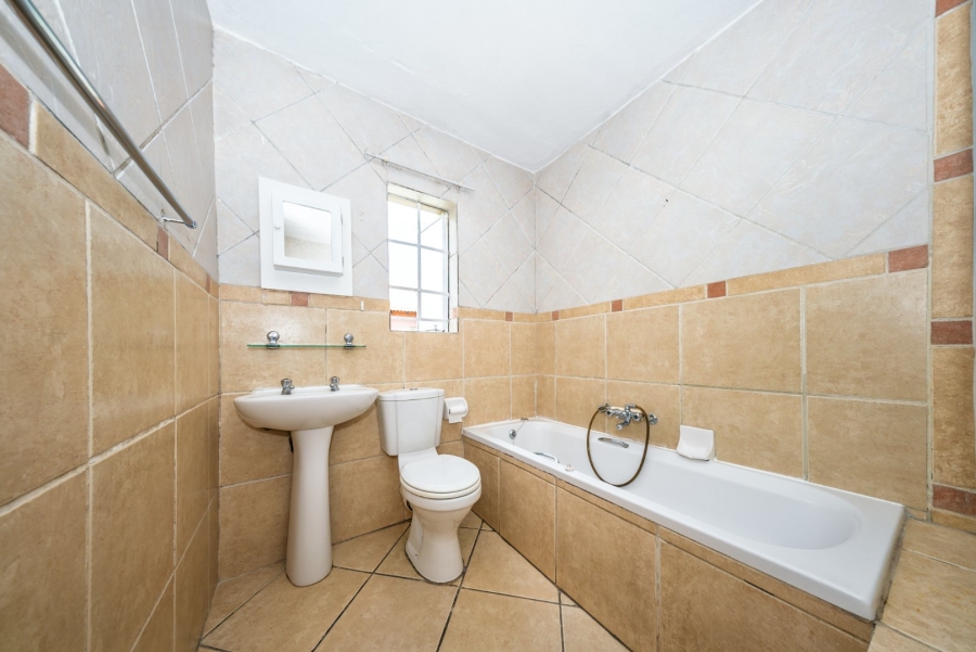 3 Bedroom Property for Sale in Illiondale Gauteng
