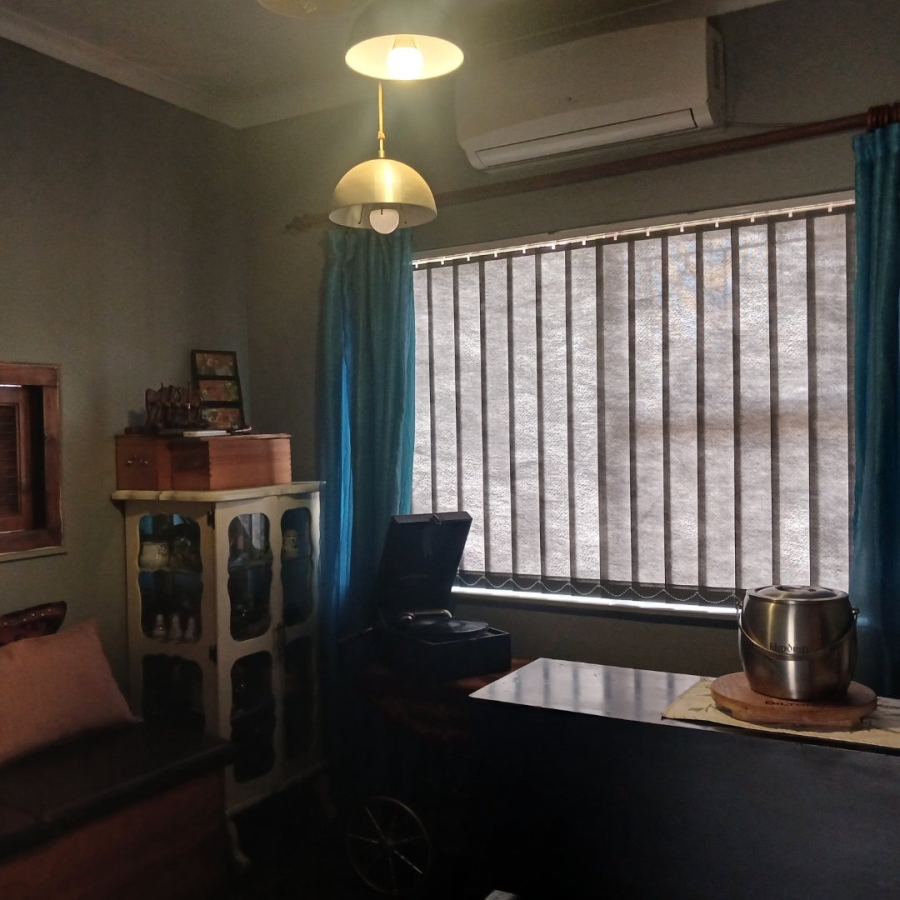 5 Bedroom Property for Sale in Elspark Gauteng