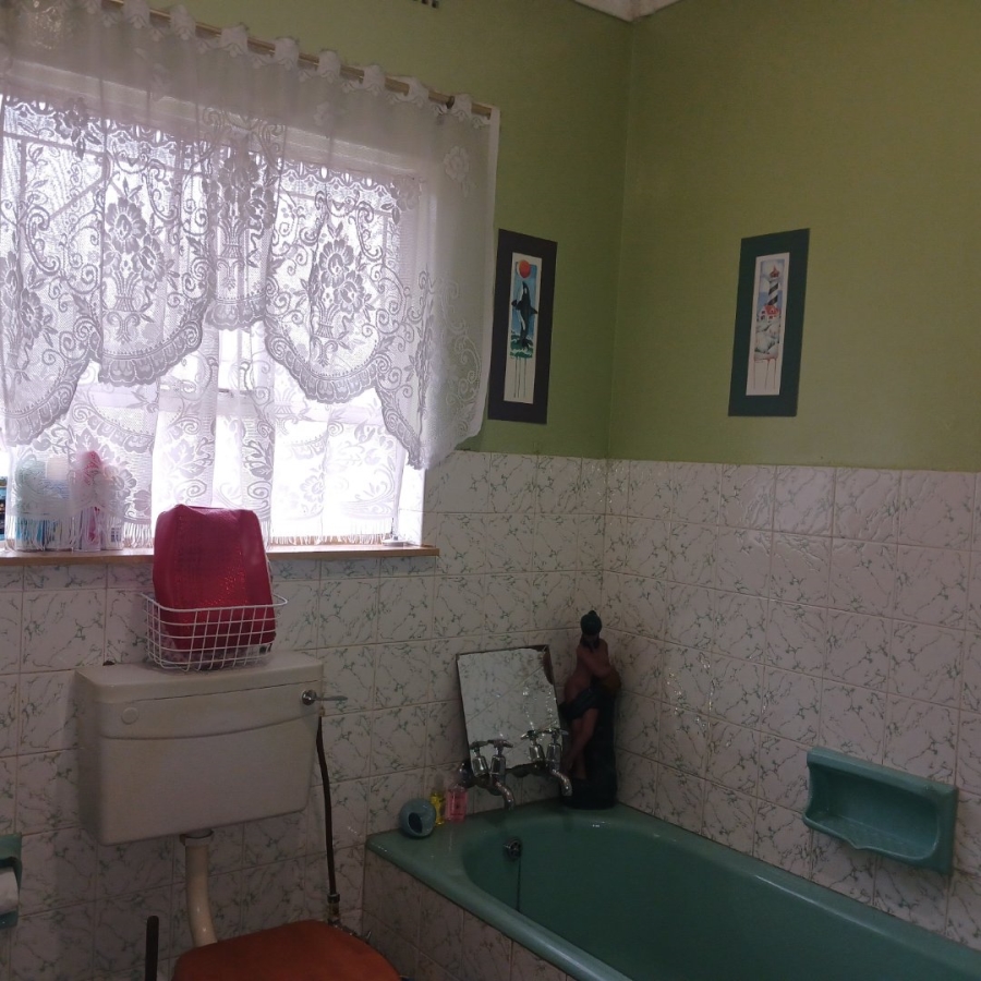 5 Bedroom Property for Sale in Elspark Gauteng