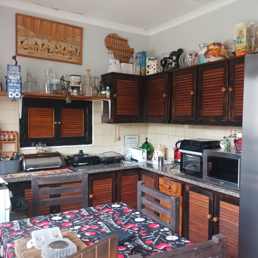 5 Bedroom Property for Sale in Elspark Gauteng