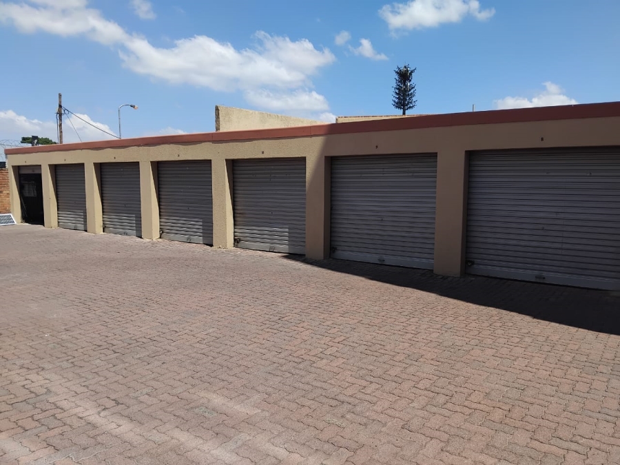 1 Bedroom Property for Sale in Springs Central Gauteng
