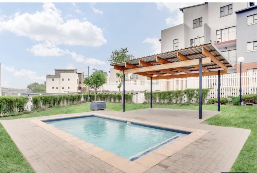 2 Bedroom Property for Sale in Barbeque Downs Gauteng