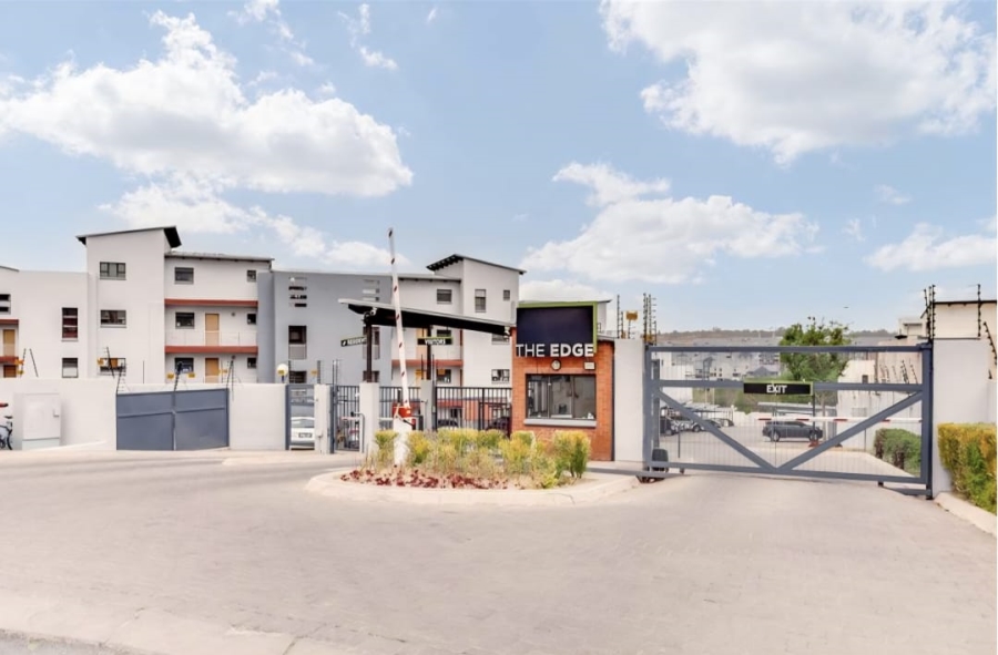 2 Bedroom Property for Sale in Barbeque Downs Gauteng