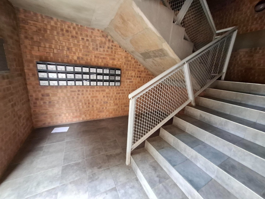 2 Bedroom Property for Sale in Hillcrest Gauteng