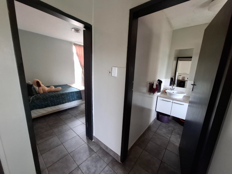 2 Bedroom Property for Sale in Hillcrest Gauteng