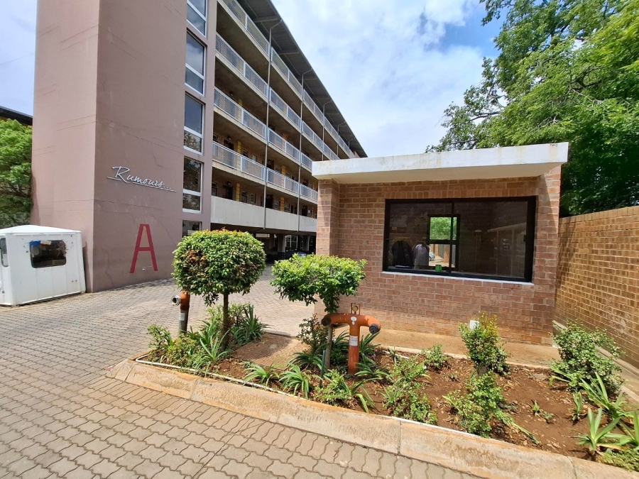 2 Bedroom Property for Sale in Hillcrest Gauteng