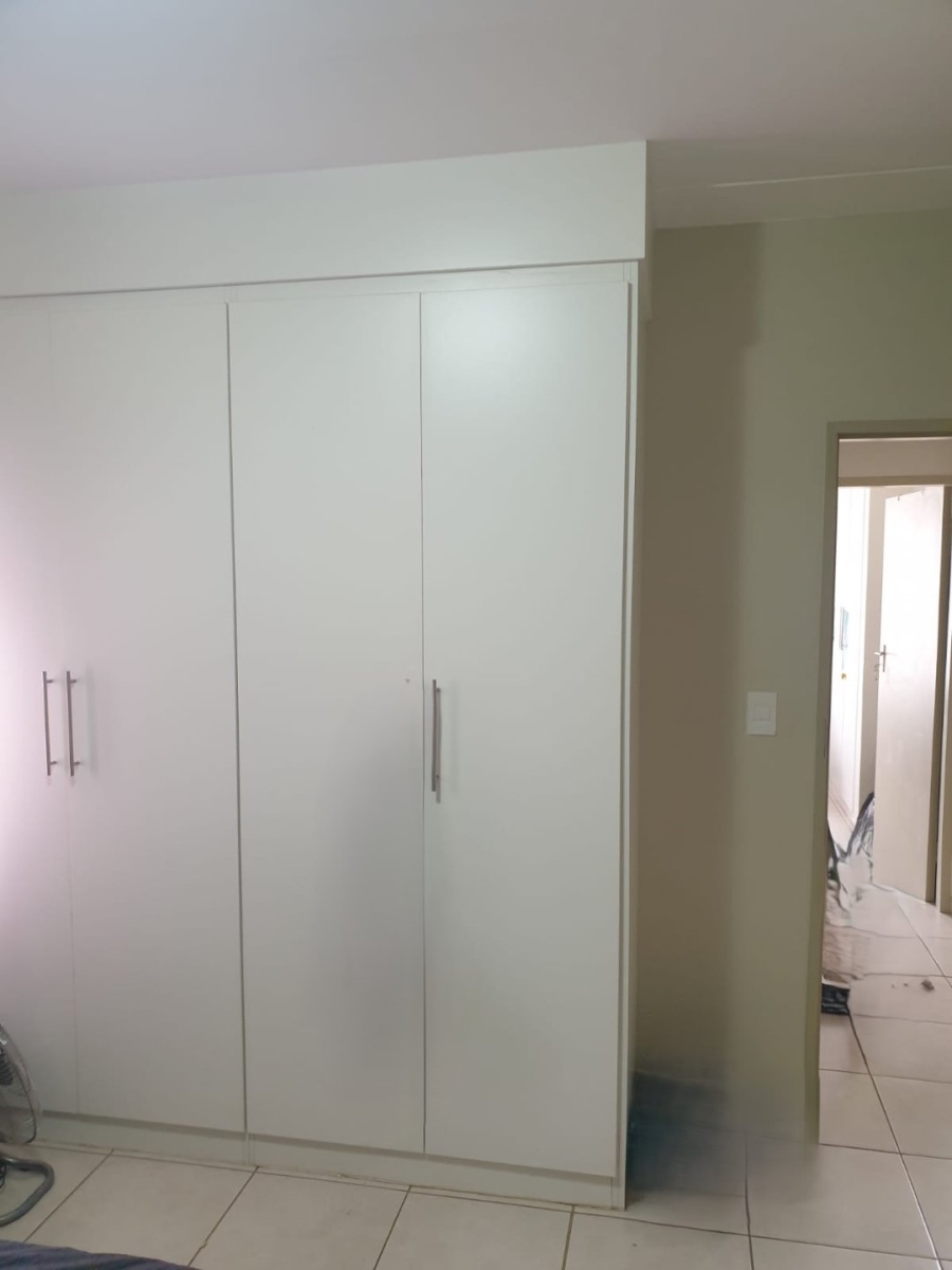 2 Bedroom Property for Sale in Norton Park Gauteng