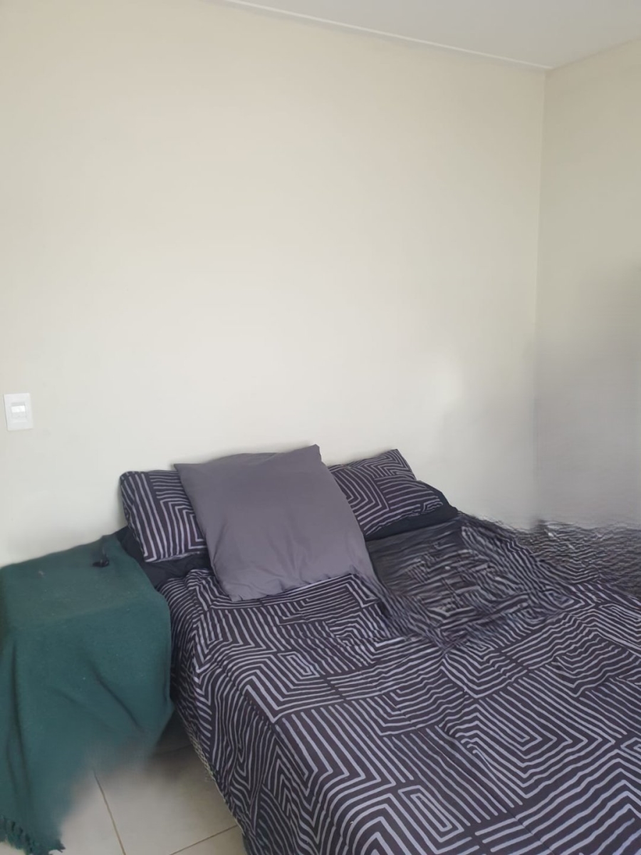 2 Bedroom Property for Sale in Norton Park Gauteng