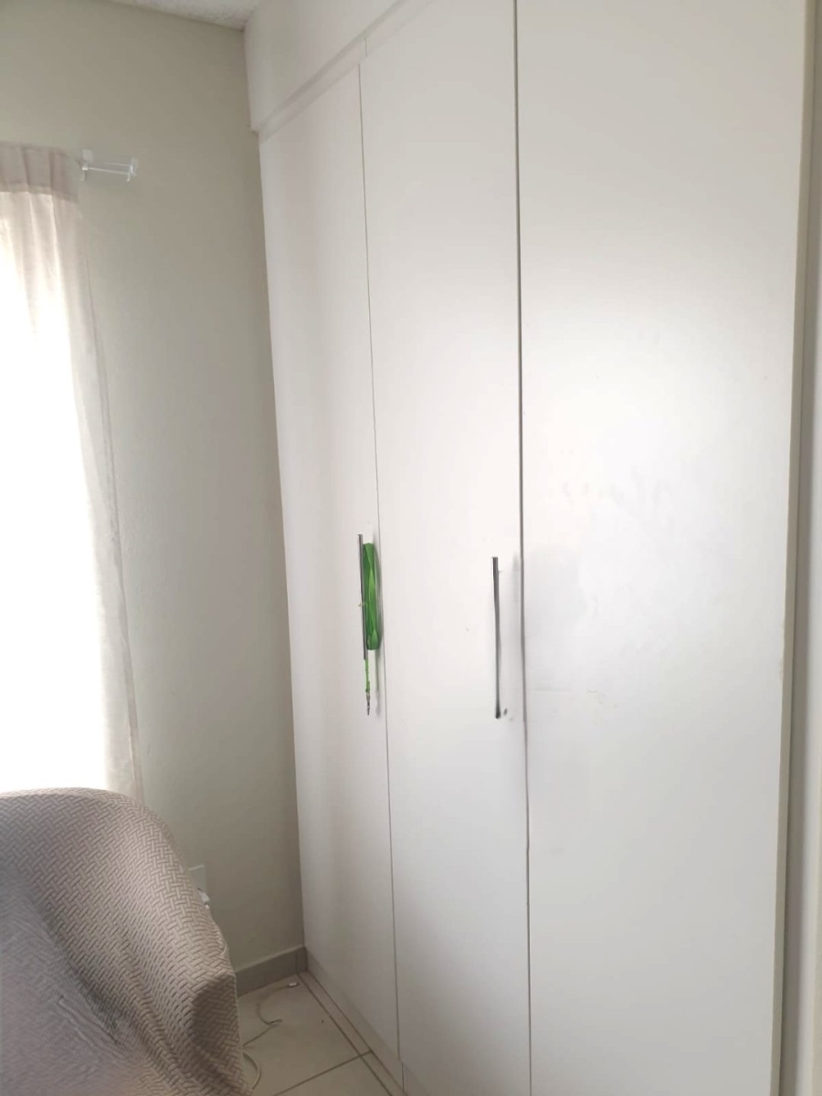 2 Bedroom Property for Sale in Norton Park Gauteng