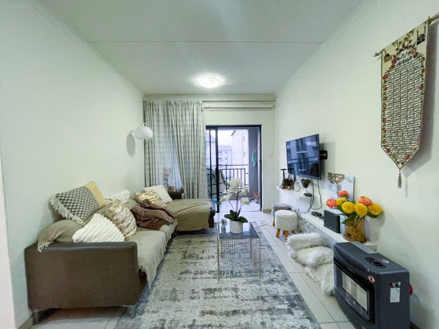 To Let 3 Bedroom Property for Rent in Erand Gardens Gauteng