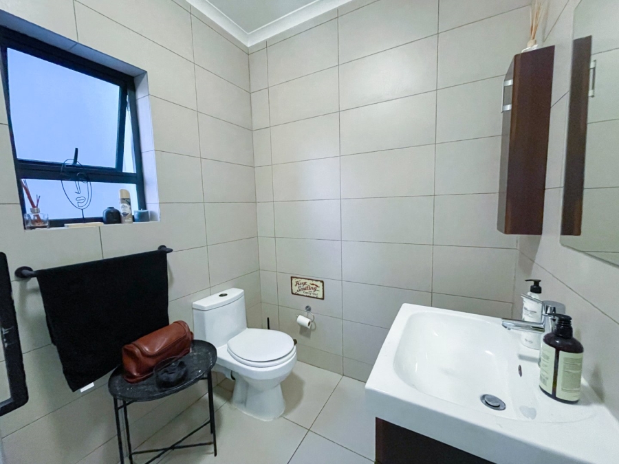 To Let 3 Bedroom Property for Rent in Erand Gardens Gauteng