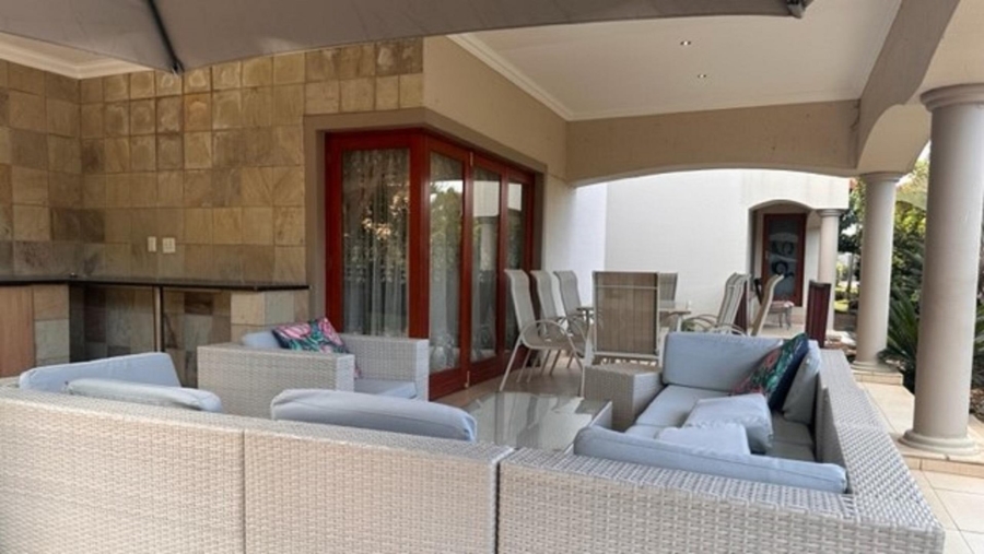 To Let 6 Bedroom Property for Rent in Blue Valley Golf Estate Gauteng