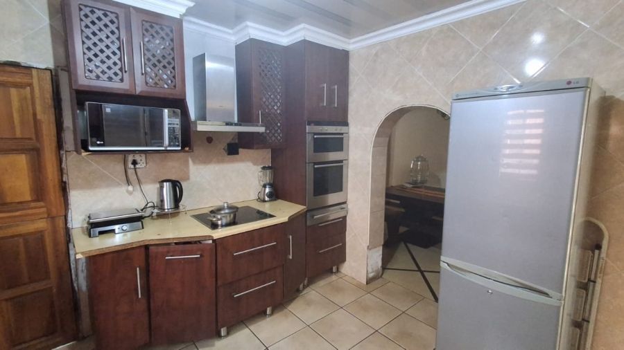 5 Bedroom Property for Sale in Soshanguve M Gauteng