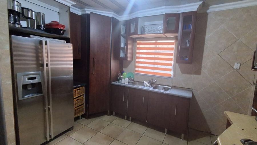 5 Bedroom Property for Sale in Soshanguve M Gauteng