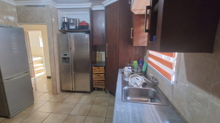 5 Bedroom Property for Sale in Soshanguve M Gauteng