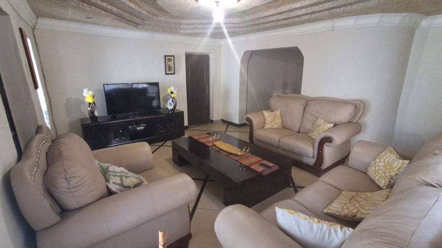 5 Bedroom Property for Sale in Soshanguve M Gauteng