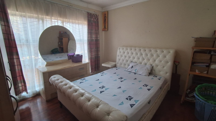 5 Bedroom Property for Sale in Soshanguve M Gauteng