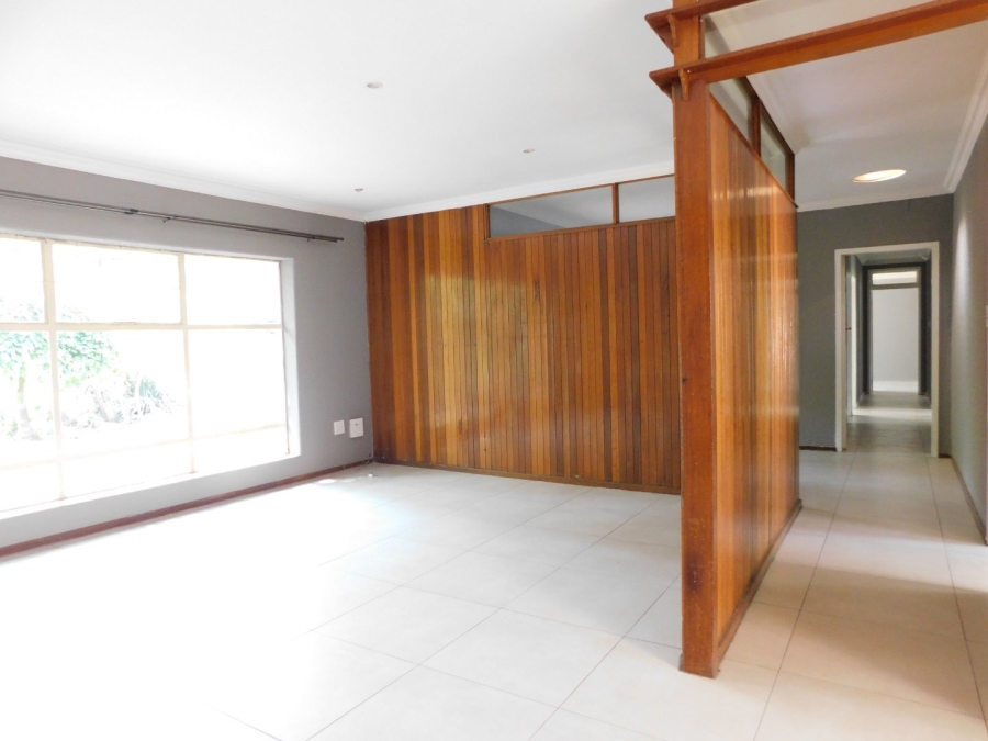 To Let 4 Bedroom Property for Rent in Morehill Gauteng