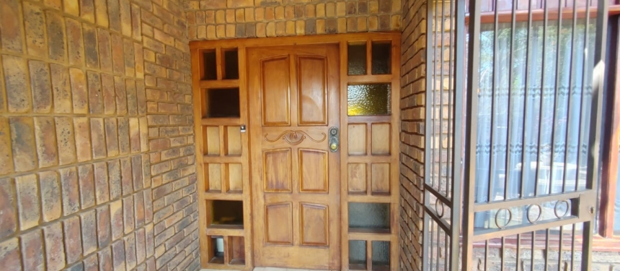 3 Bedroom Property for Sale in Pretoria Gardens Gauteng