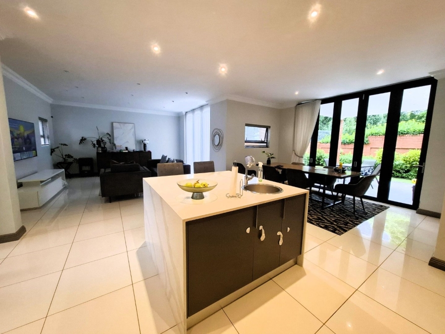 To Let 3 Bedroom Property for Rent in Olympus AH Gauteng