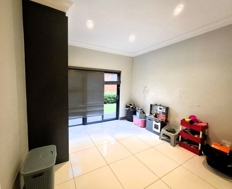 To Let 3 Bedroom Property for Rent in Olympus AH Gauteng