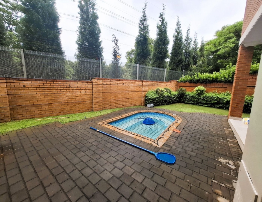 To Let 3 Bedroom Property for Rent in Olympus AH Gauteng