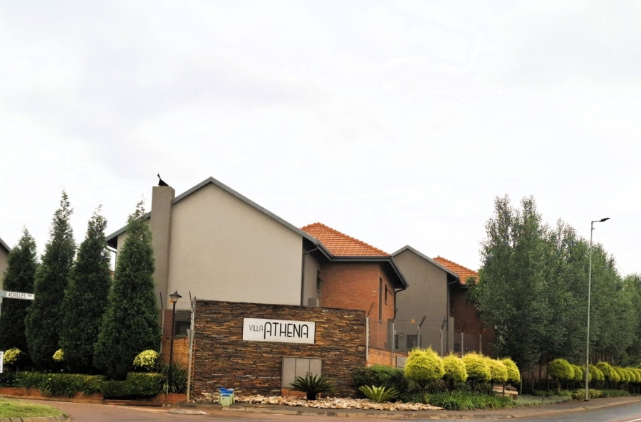 To Let 3 Bedroom Property for Rent in Olympus AH Gauteng