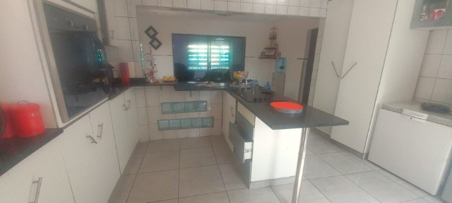 3 Bedroom Property for Sale in Lenasia Ext 2 Gauteng
