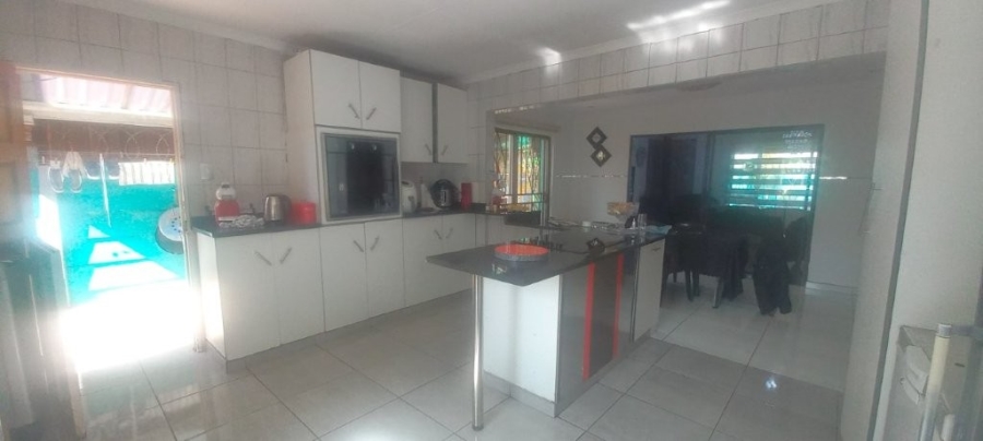 3 Bedroom Property for Sale in Lenasia Ext 2 Gauteng