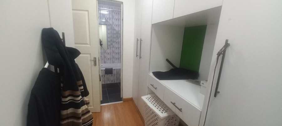 3 Bedroom Property for Sale in Lenasia Ext 2 Gauteng