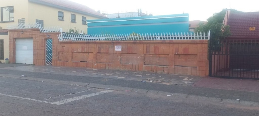 3 Bedroom Property for Sale in Lenasia Ext 2 Gauteng