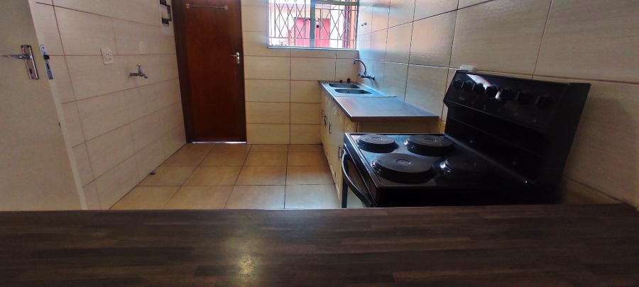 2 Bedroom Property for Sale in Vanderbijlpark SW 1 Gauteng