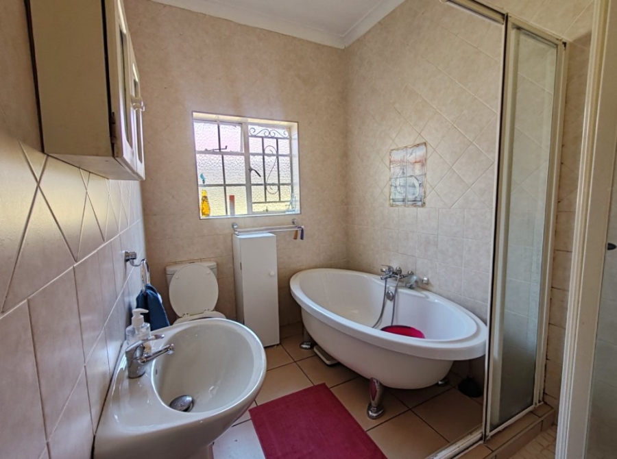 3 Bedroom Property for Sale in Fishers Hill Gauteng