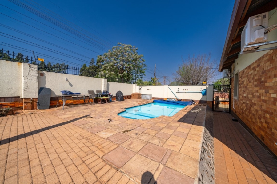 3 Bedroom Property for Sale in Primrose Hill Gauteng