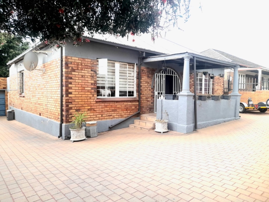 3 Bedroom Property for Sale in Rosettenville Gauteng