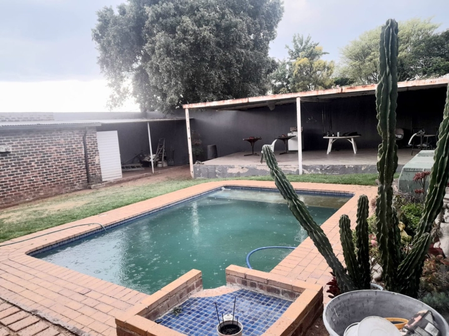 3 Bedroom Property for Sale in Rosettenville Gauteng