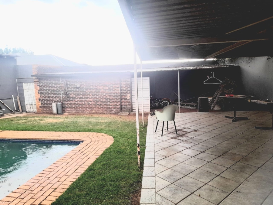 3 Bedroom Property for Sale in Rosettenville Gauteng