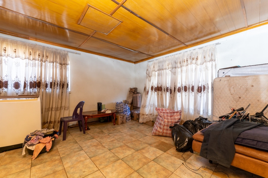 4 Bedroom Property for Sale in Zakariyya Park Gauteng