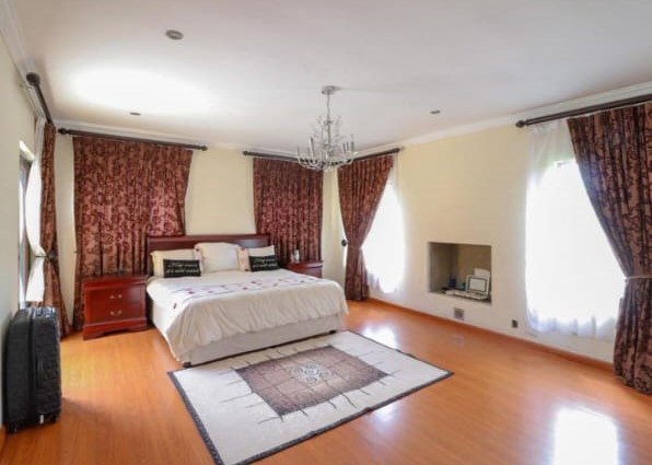 5 Bedroom Property for Sale in Summerset Gauteng