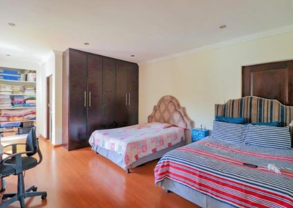 5 Bedroom Property for Sale in Summerset Gauteng