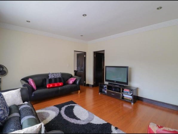 5 Bedroom Property for Sale in Summerset Gauteng