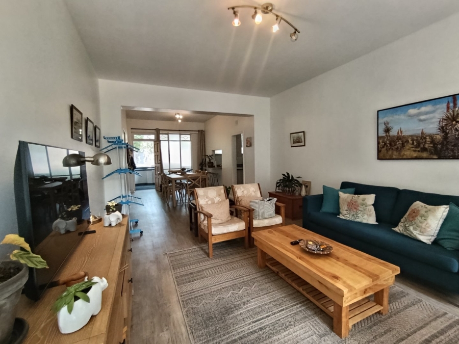 To Let 2 Bedroom Property for Rent in Illovo Gauteng