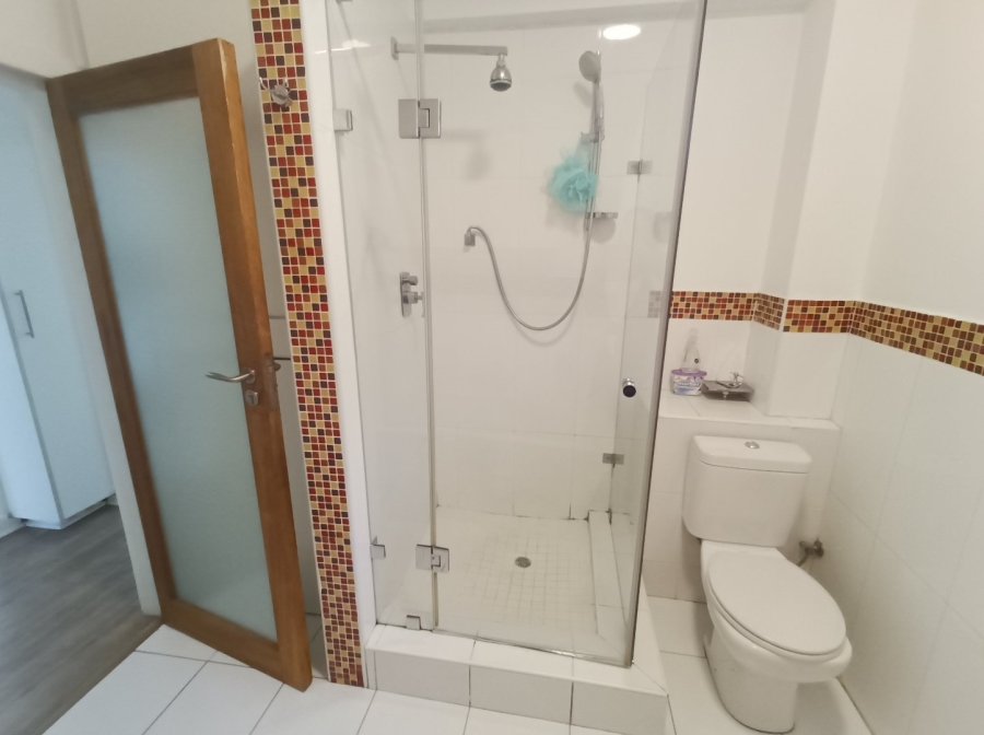To Let 2 Bedroom Property for Rent in Illovo Gauteng