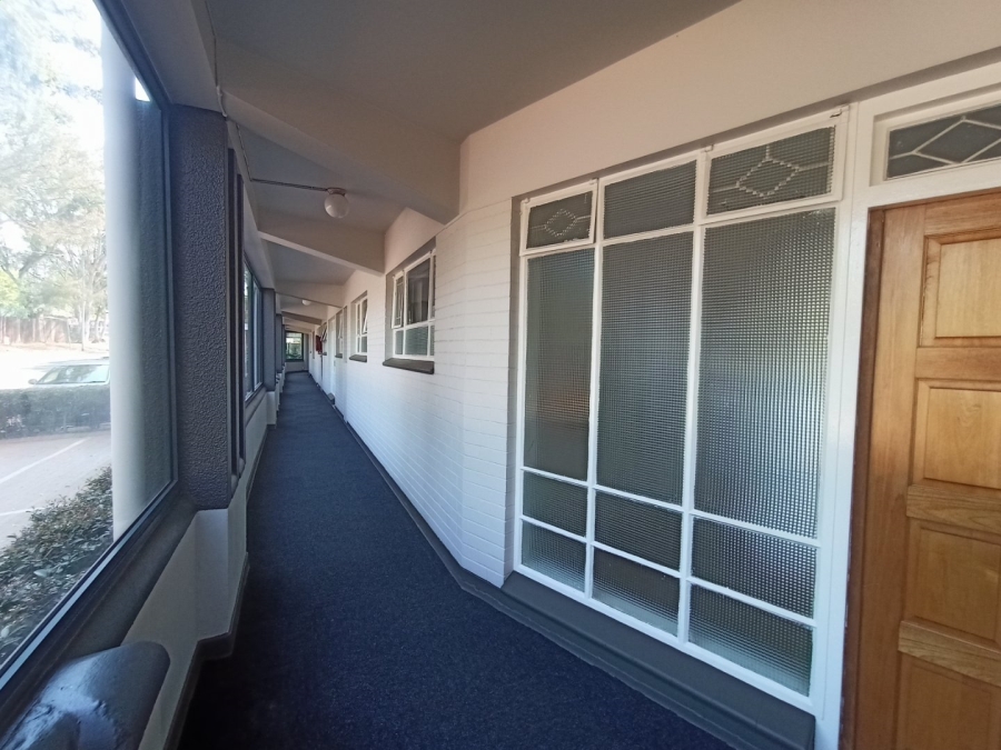 To Let 2 Bedroom Property for Rent in Illovo Gauteng