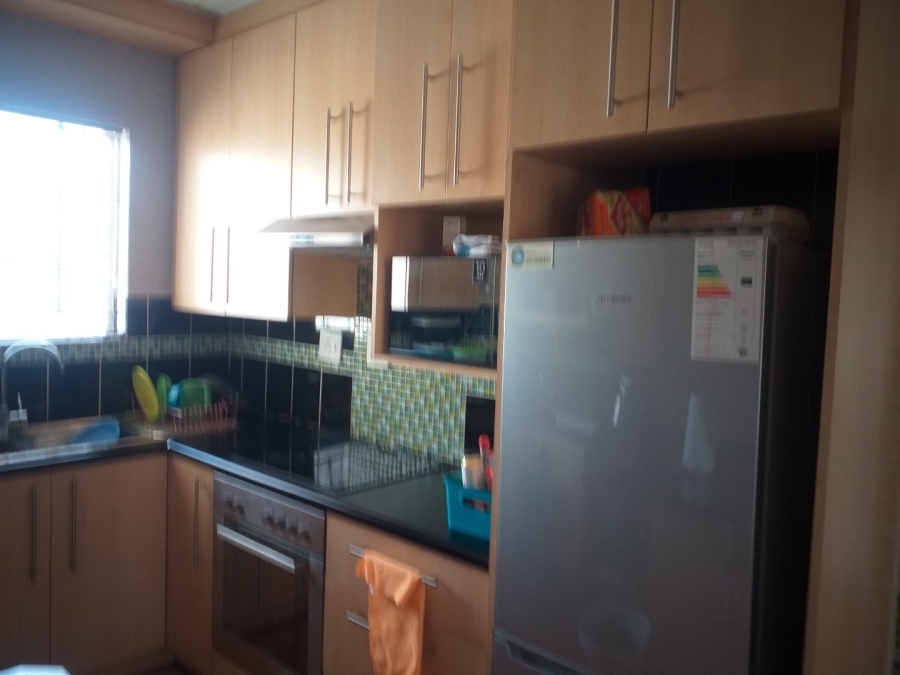 To Let 2 Bedroom Property for Rent in Paulshof Gauteng
