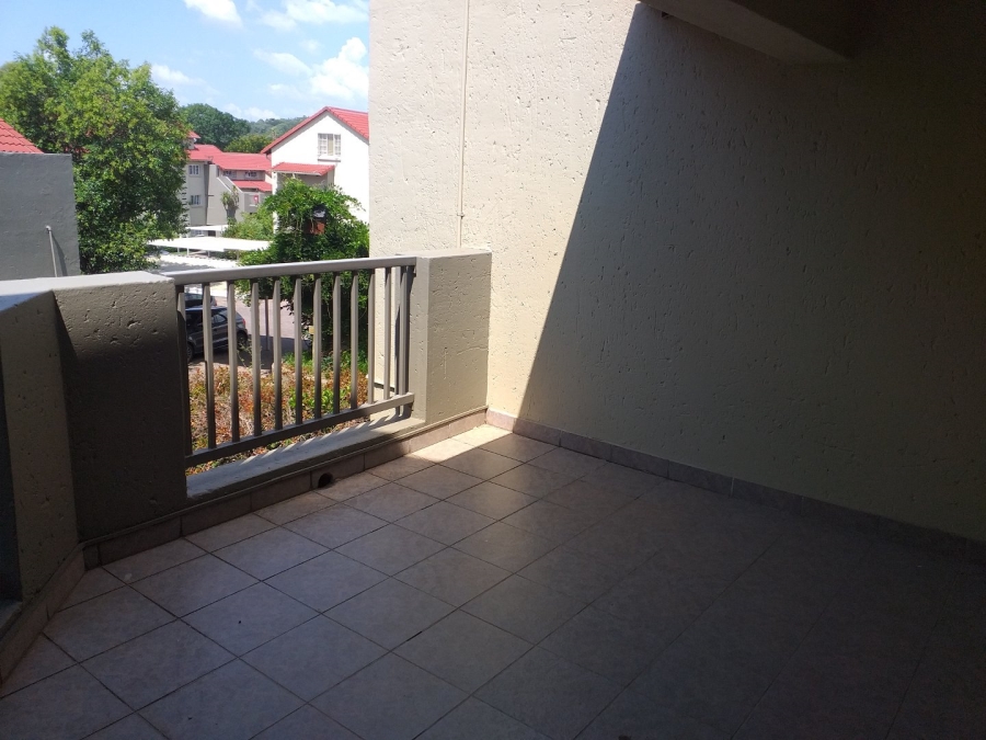 To Let 2 Bedroom Property for Rent in Paulshof Gauteng
