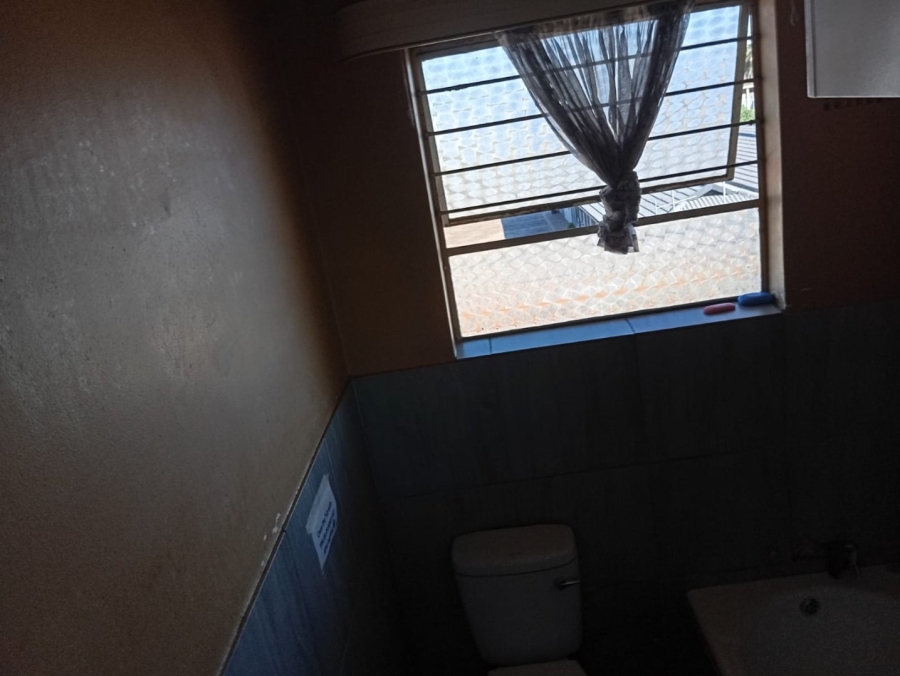 1 Bedroom Property for Sale in Kempton Park Central Gauteng