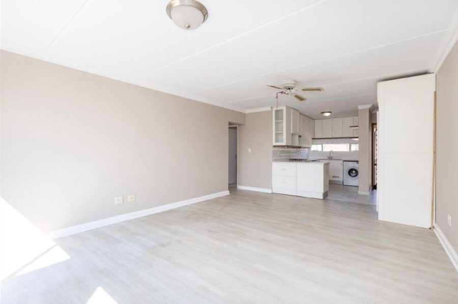 To Let 2 Bedroom Property for Rent in Bryanston Gauteng